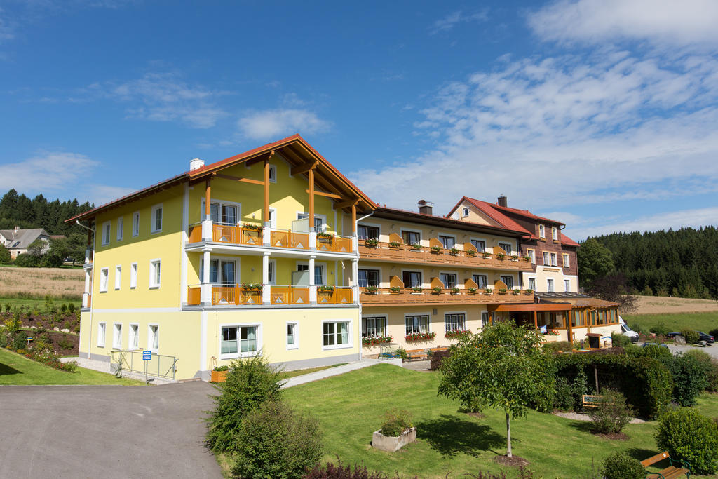 Gasthof-Pension Nordwald Harbach  Bagian luar foto